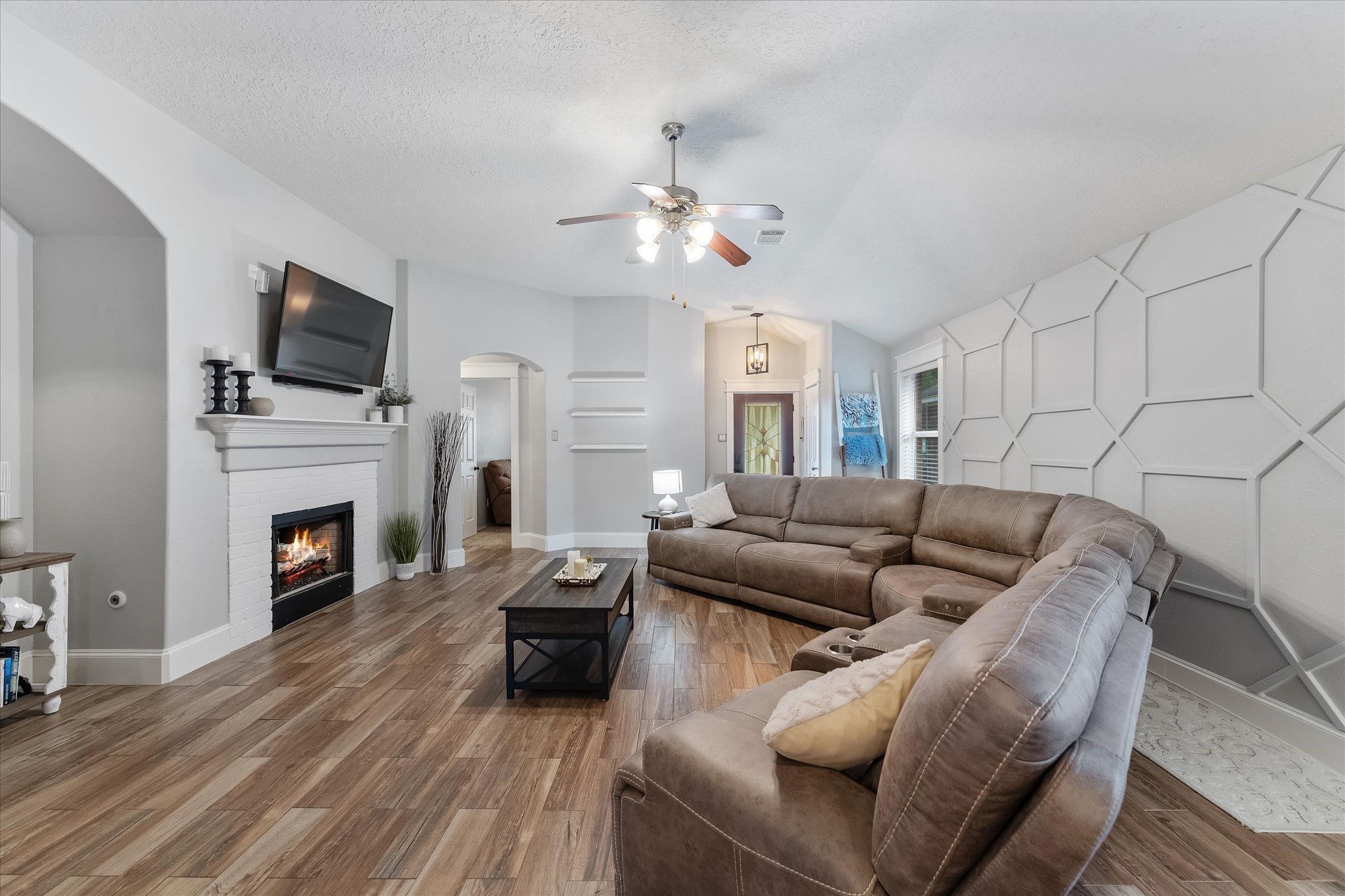 20127 Mammoth Falls Drive, Tomball, TX 77375