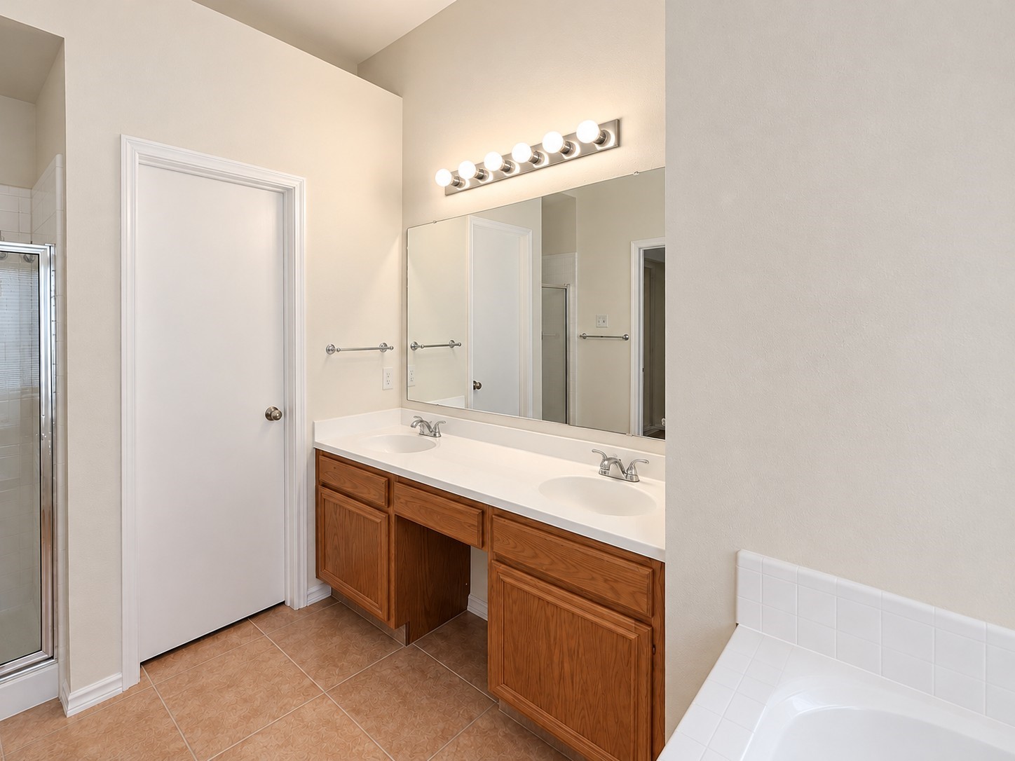 2739 S Peach Hollow Circle, Pearland, TX 77584