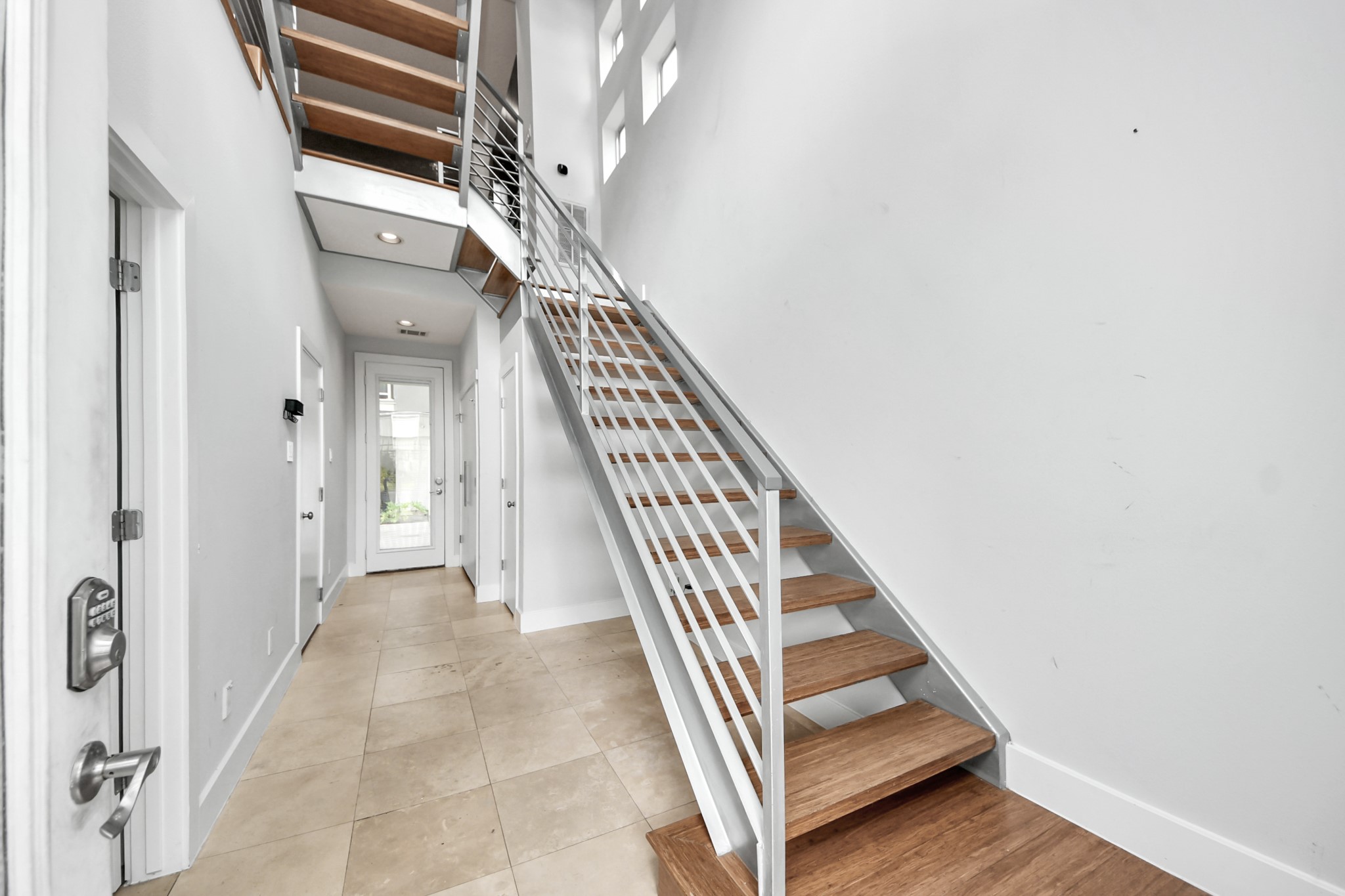 Welcome to 1807 Hickory Street