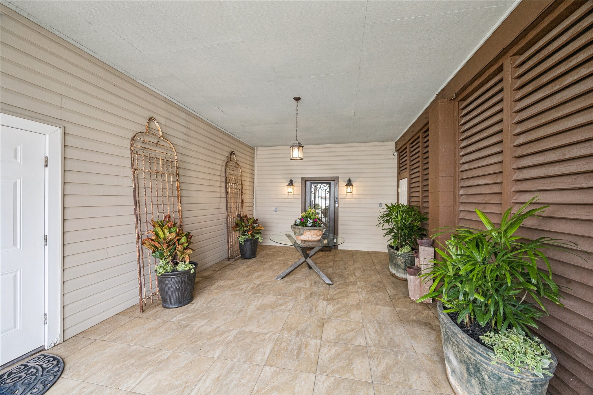 115 Bamaku Bend, Tiki Island, TX 77554