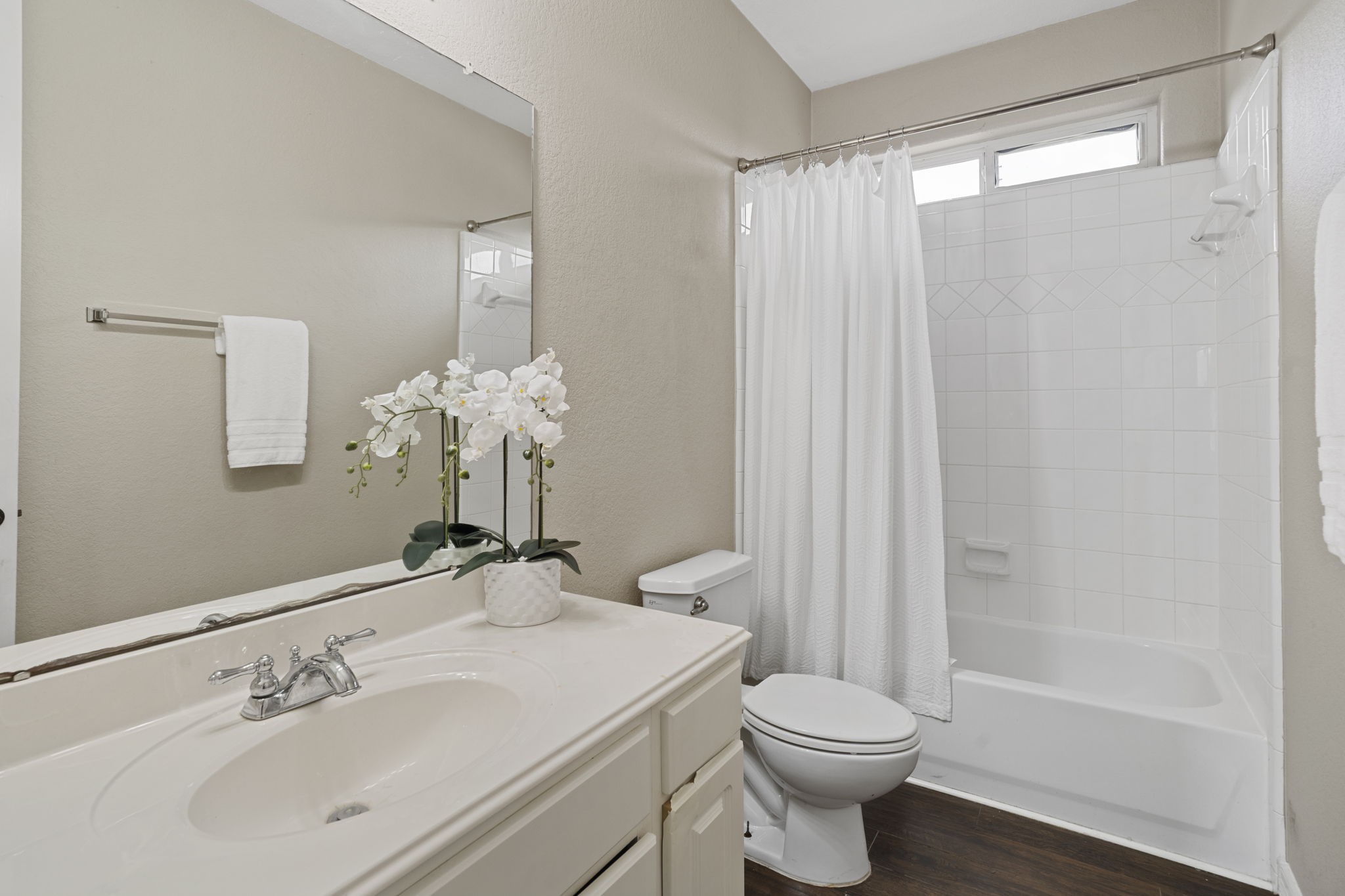 4502 Creek Point Lane, Missouri City, TX 77459