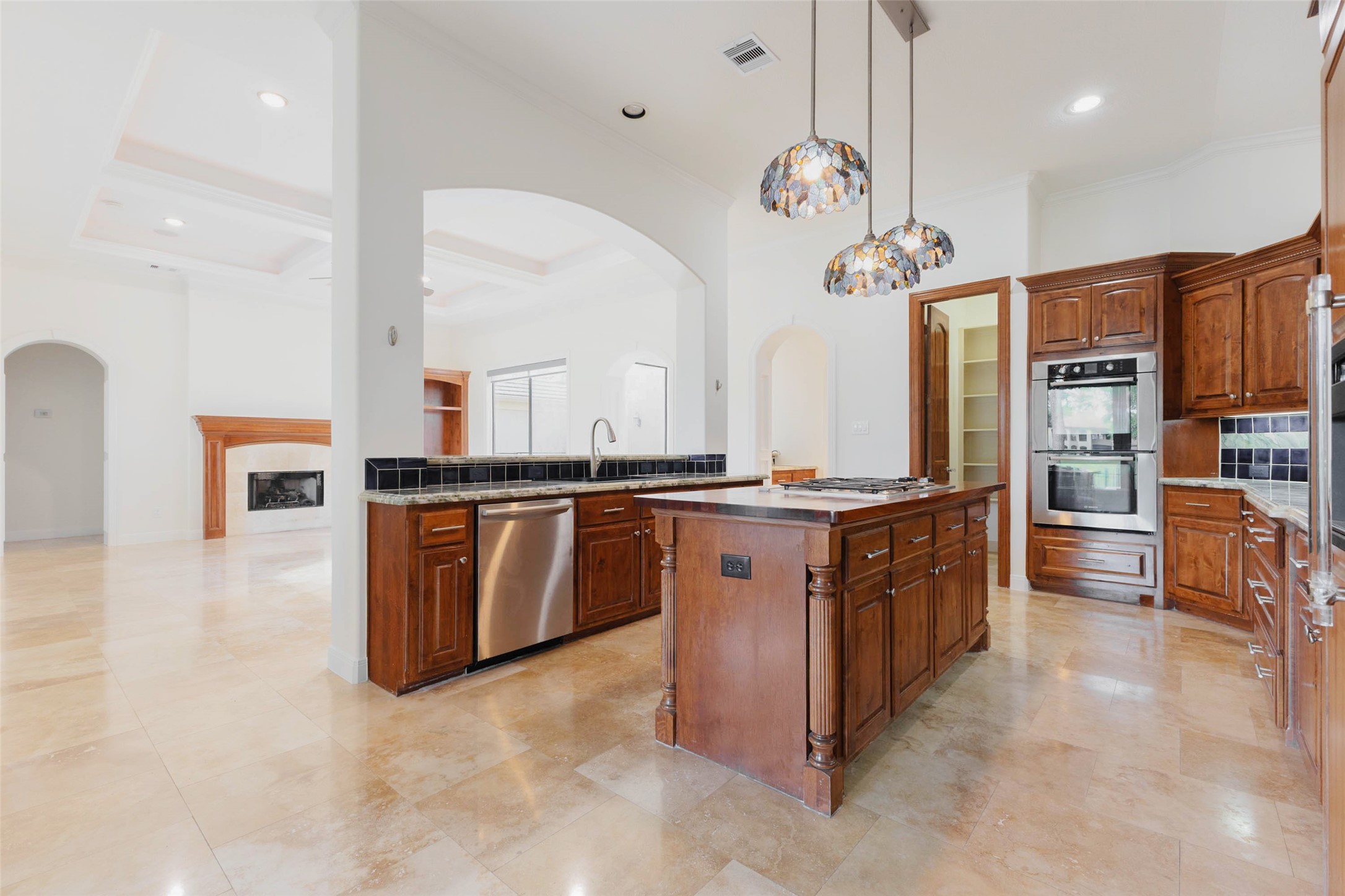 2818 Twin Fountains Drive, Houston, TX 77068