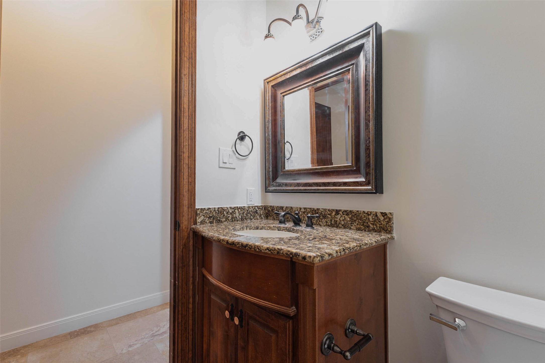2818 Twin Fountains Drive, Houston, TX 77068