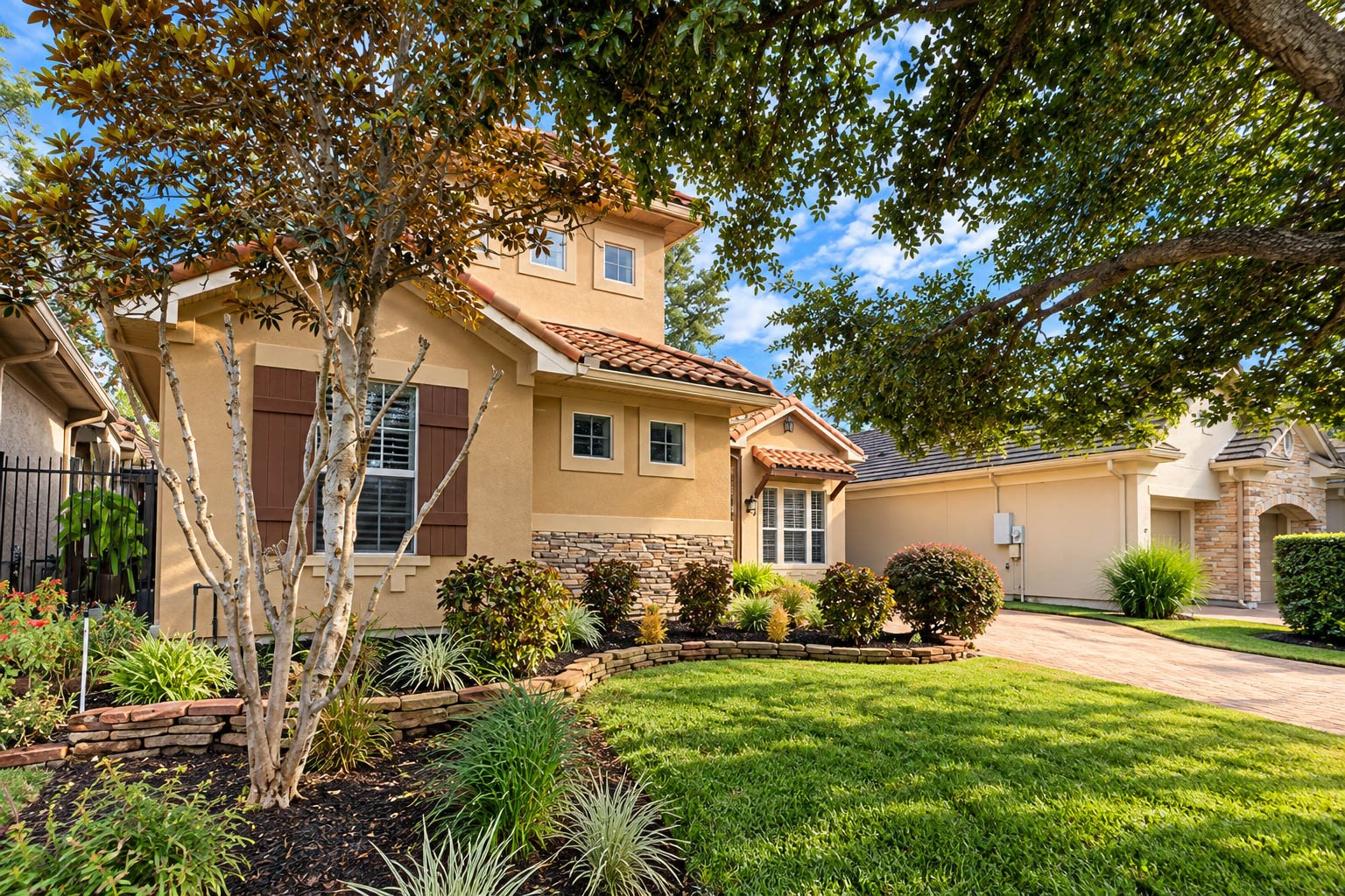 2818 Twin Fountains Drive, Houston, TX 77068