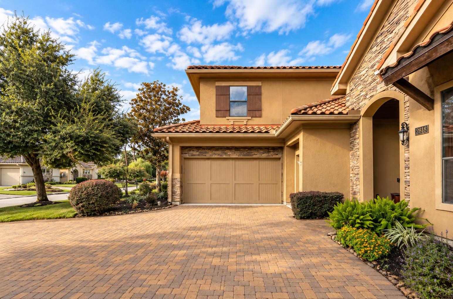 2818 Twin Fountains Drive, Houston, TX 77068
