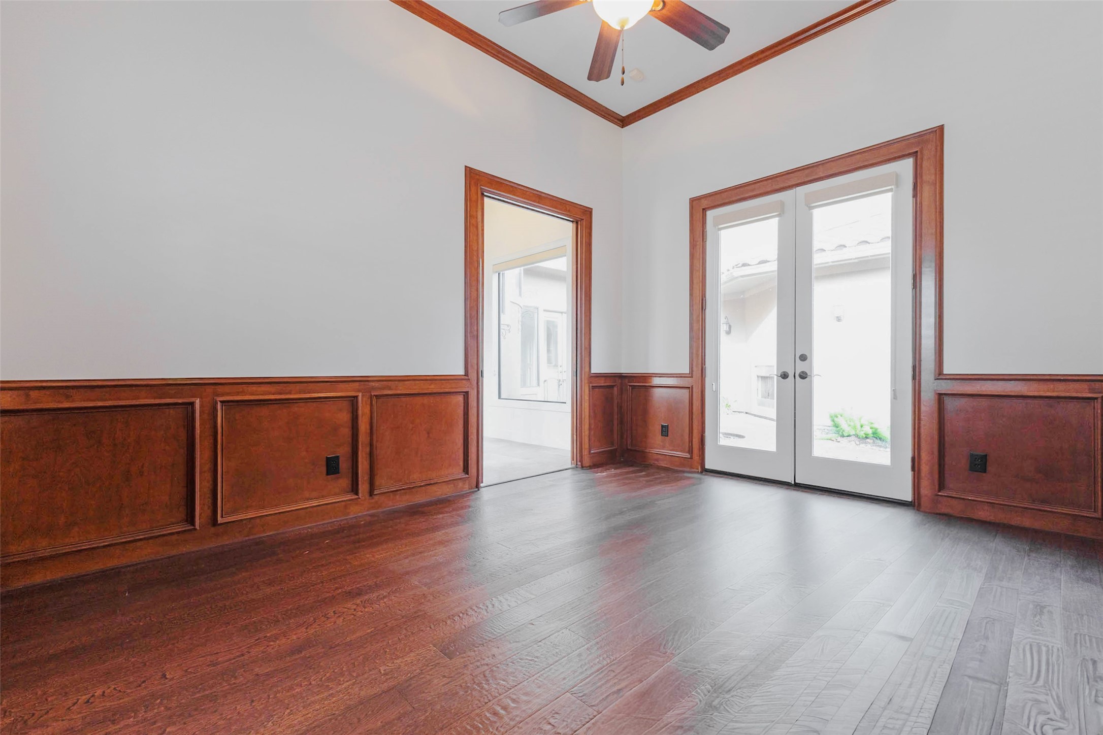 2818 Twin Fountains Drive, Houston, TX 77068