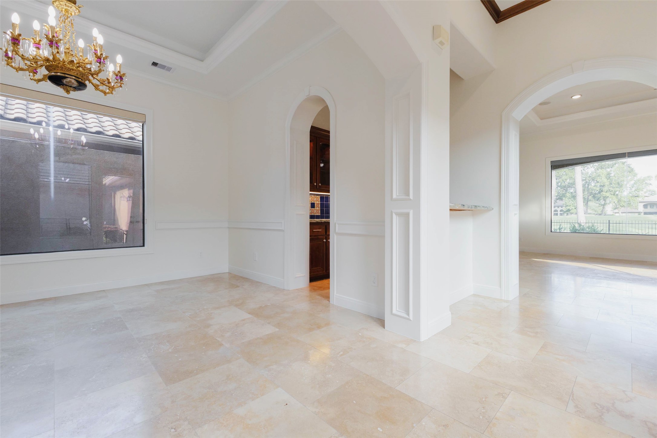 2818 Twin Fountains Drive, Houston, TX 77068
