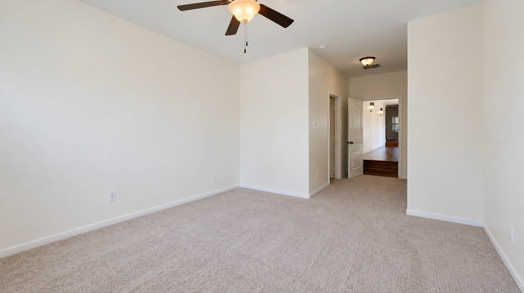 2818 Twin Fountains Drive, Houston, TX 77068