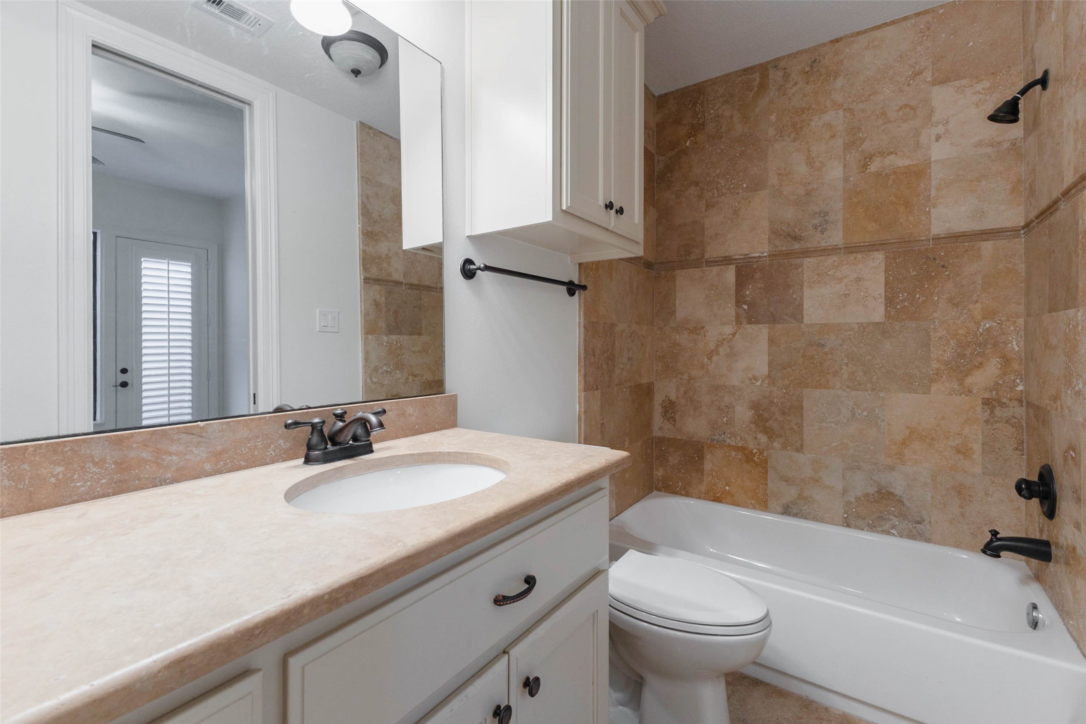 2818 Twin Fountains Drive, Houston, TX 77068
