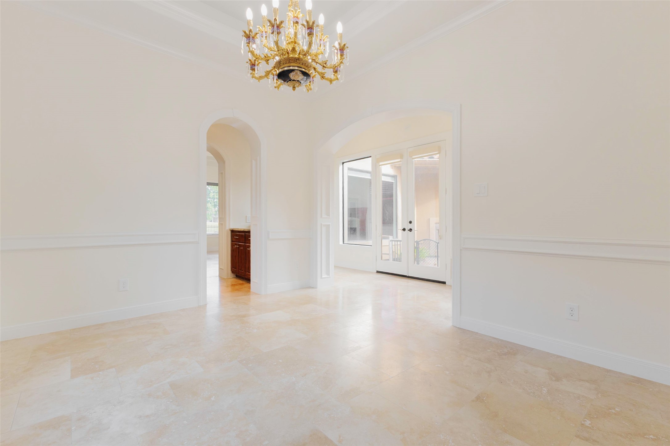 2818 Twin Fountains Drive, Houston, TX 77068