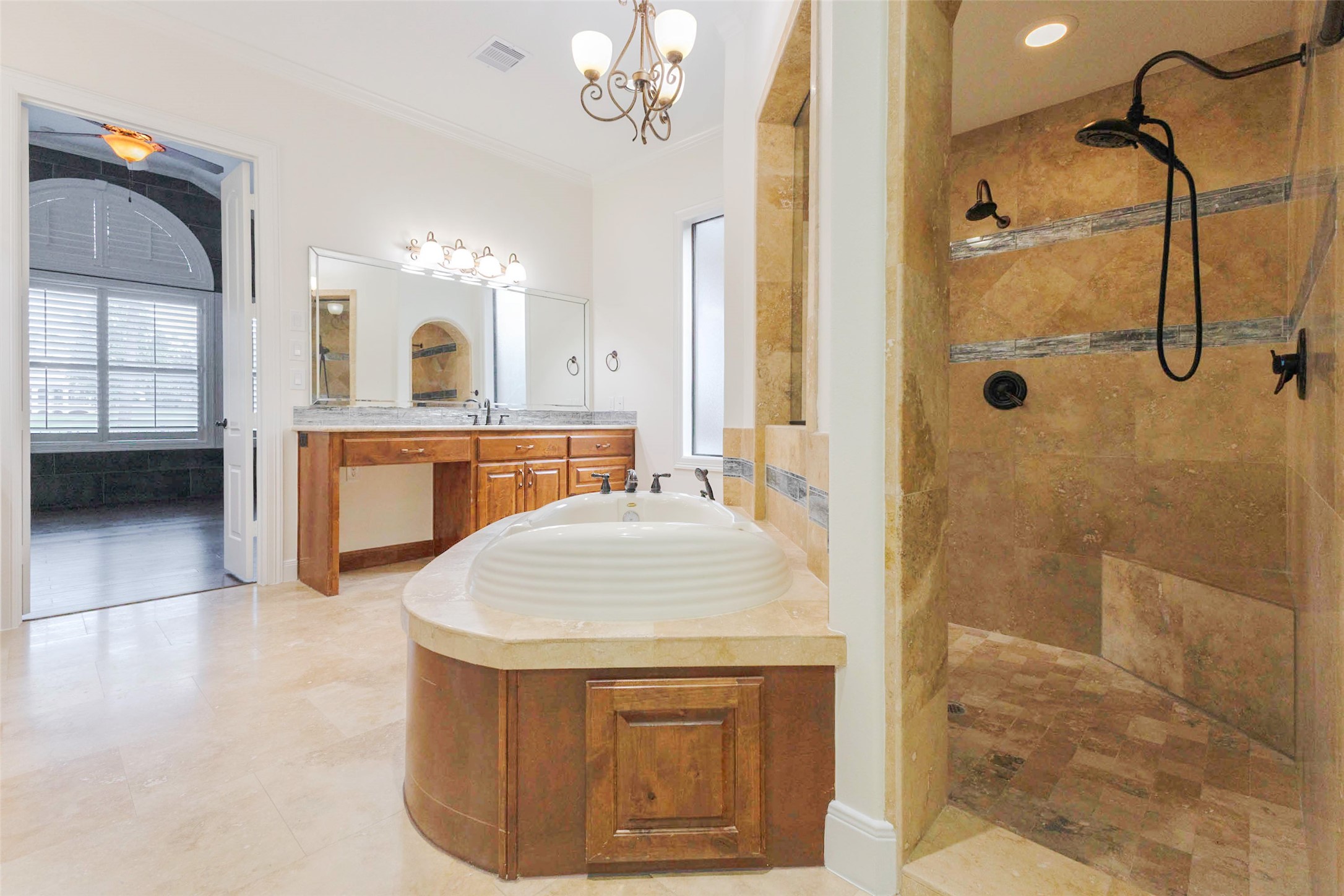 2818 Twin Fountains Drive, Houston, TX 77068