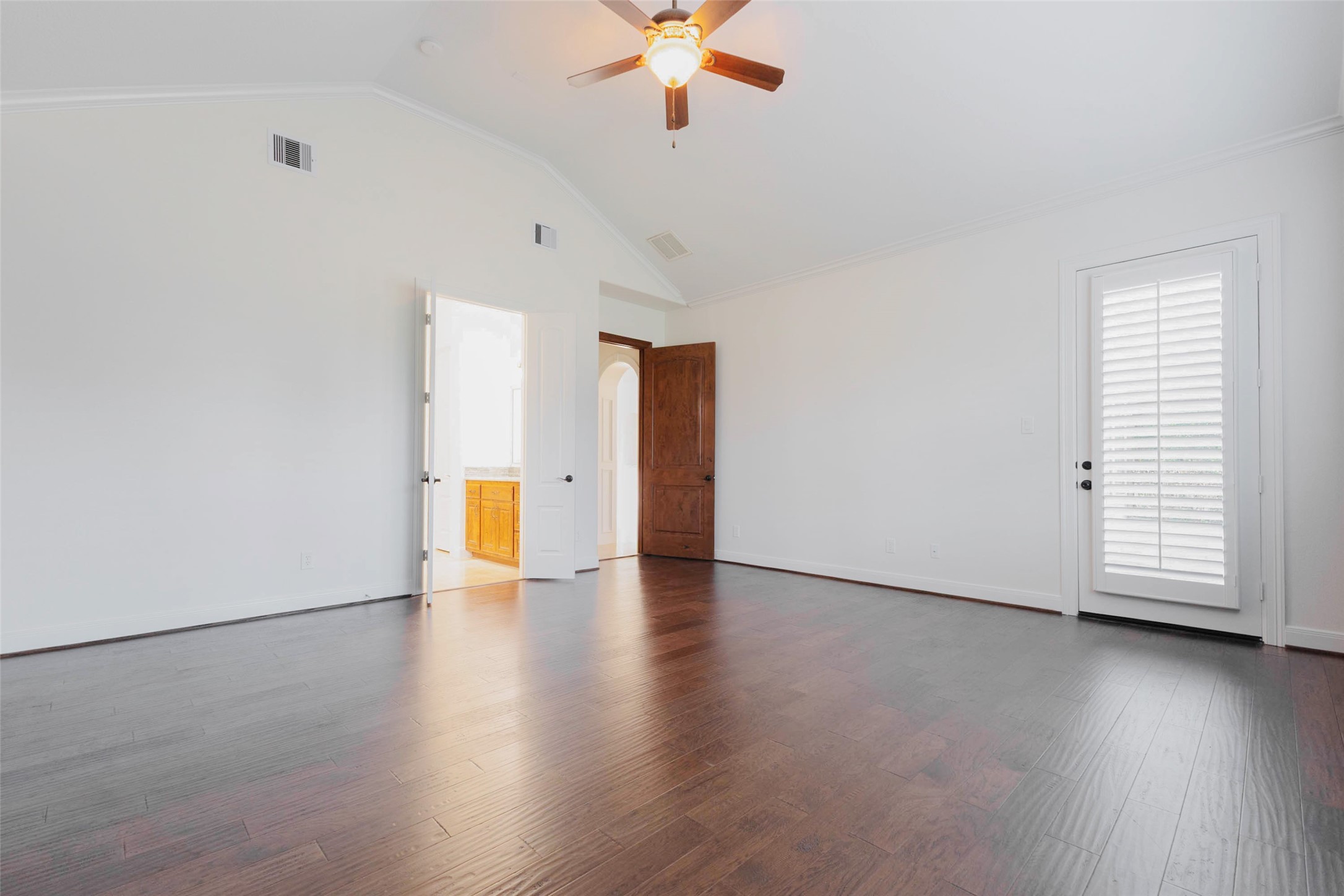 2818 Twin Fountains Drive, Houston, TX 77068