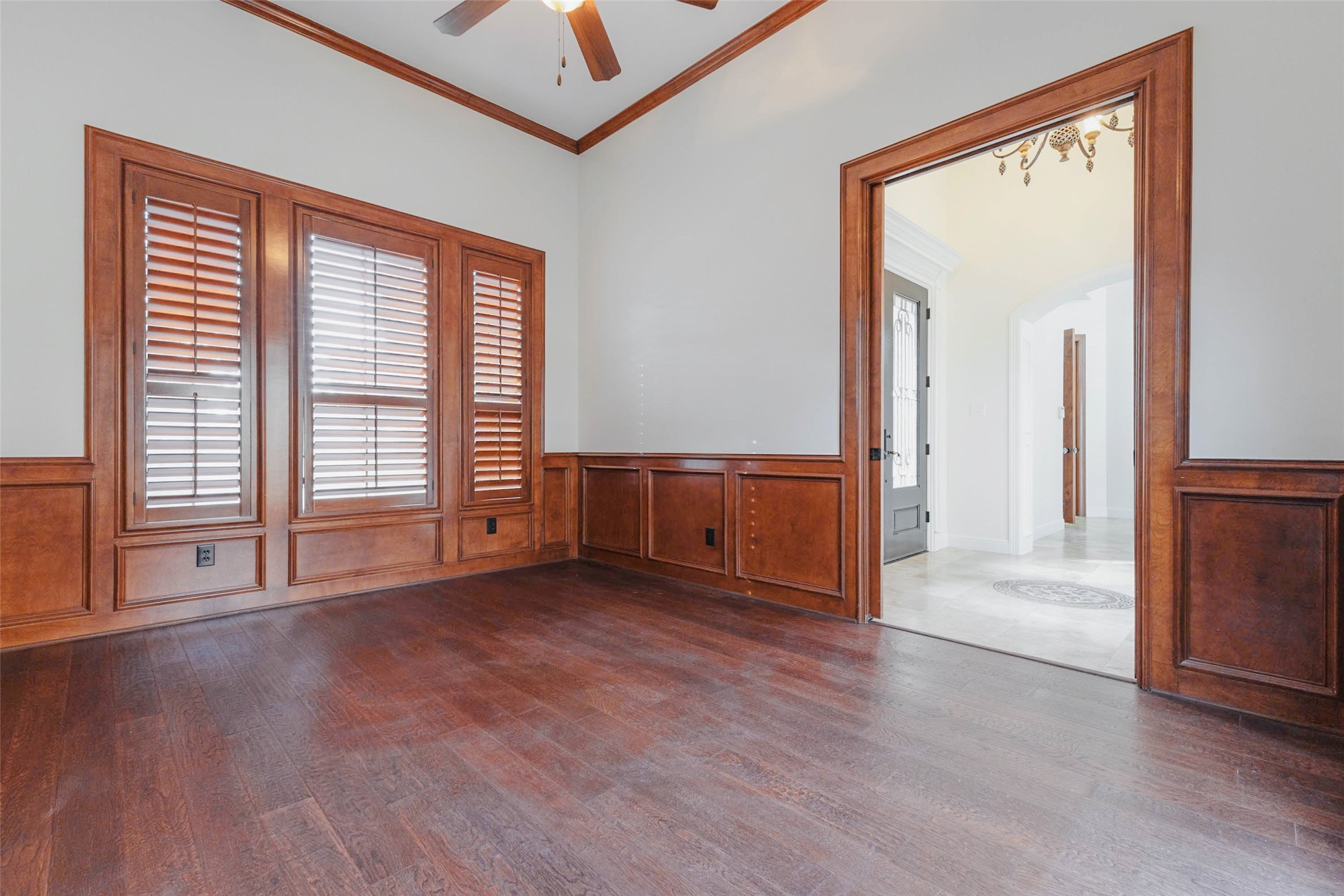 2818 Twin Fountains Drive, Houston, TX 77068