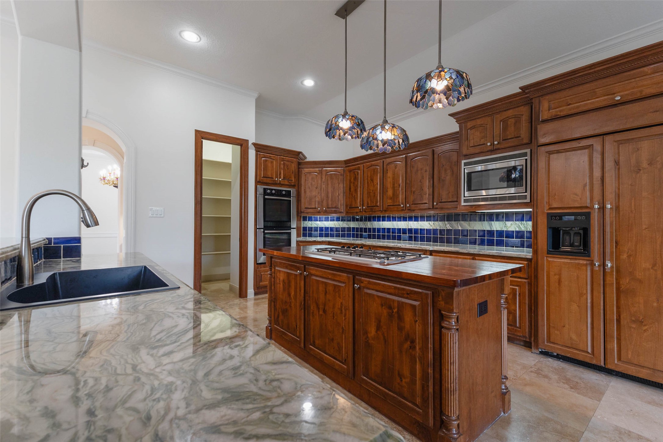 2818 Twin Fountains Drive, Houston, TX 77068