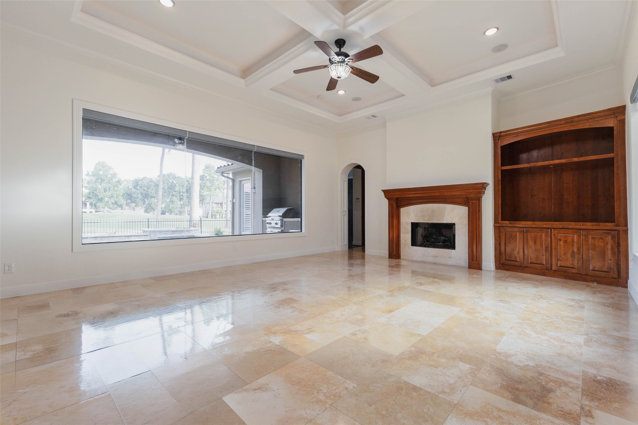2818 Twin Fountains Drive, Houston, TX 77068