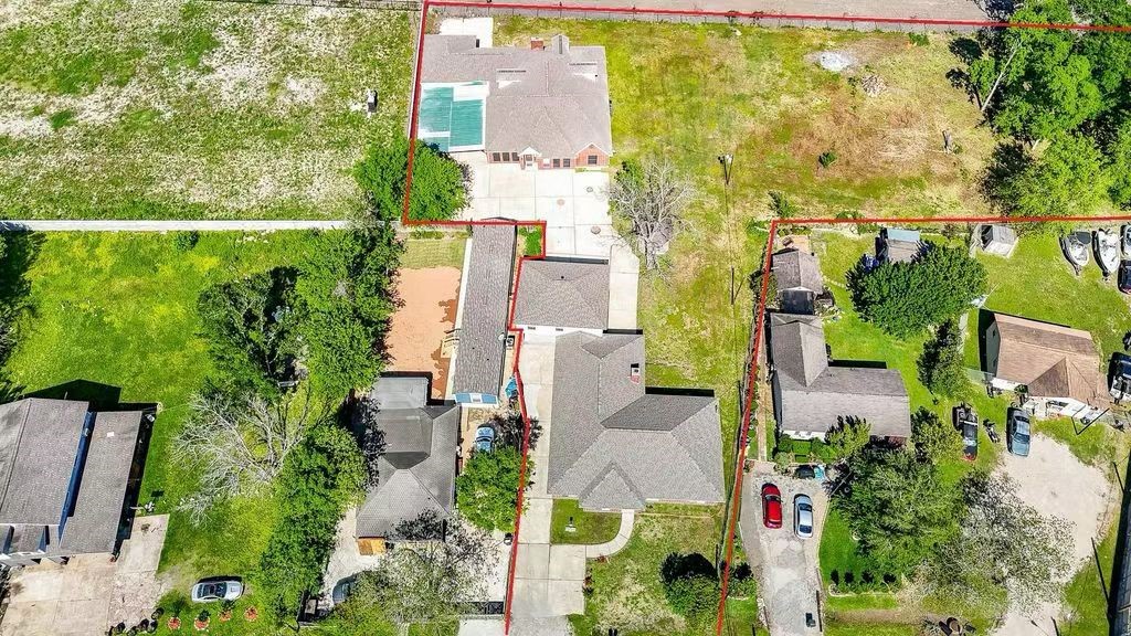 1411 Guadalupe, Stafford, TX 77477