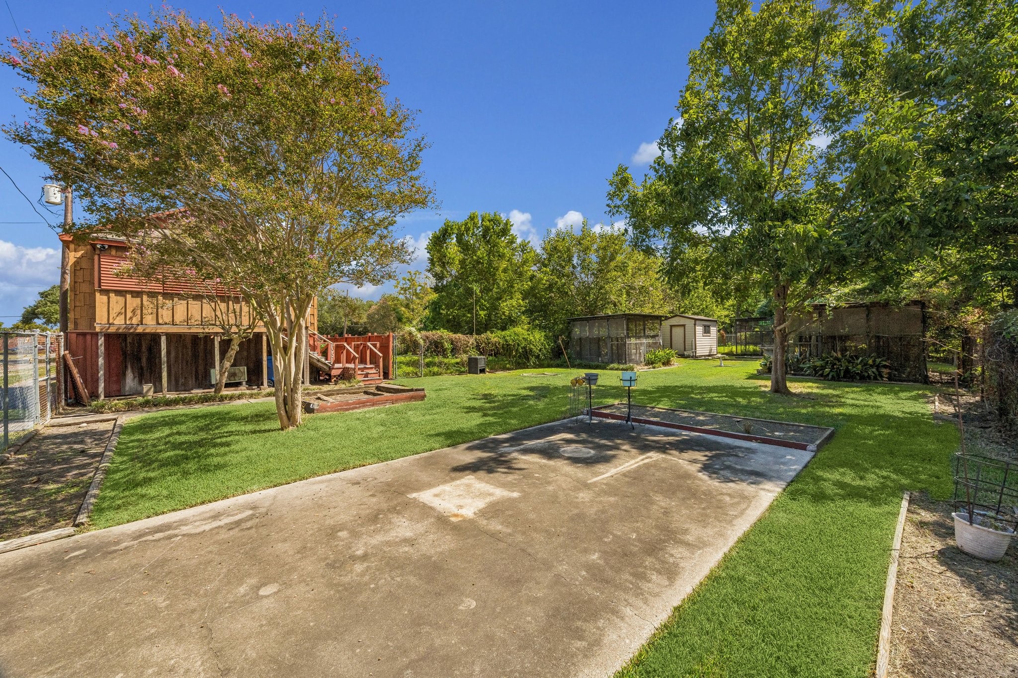 2507 3rd Avenue N, Texas City, TX 77590