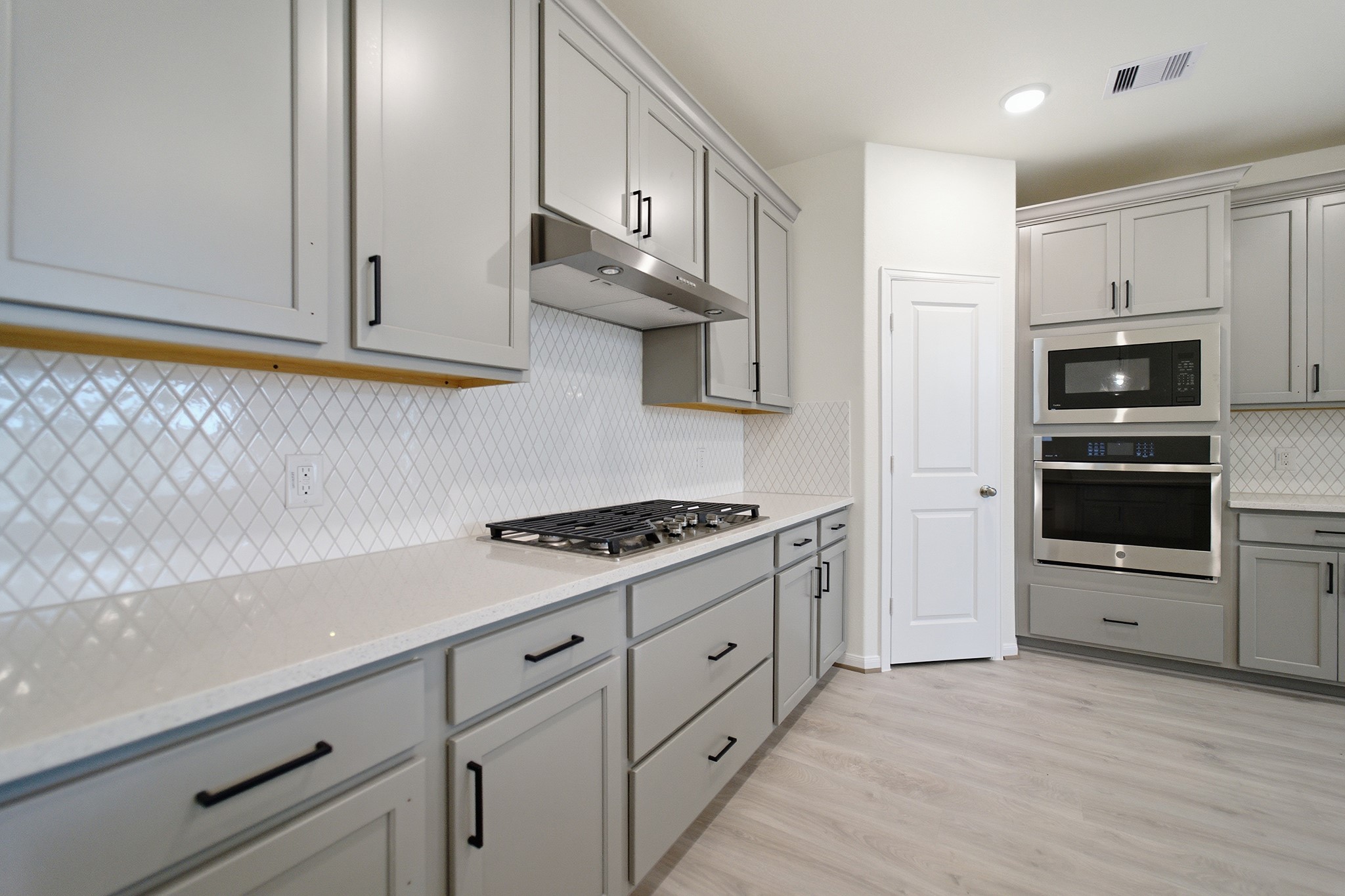 12107 N Wooden Mill Lane N, Santa Fe, TX 77510