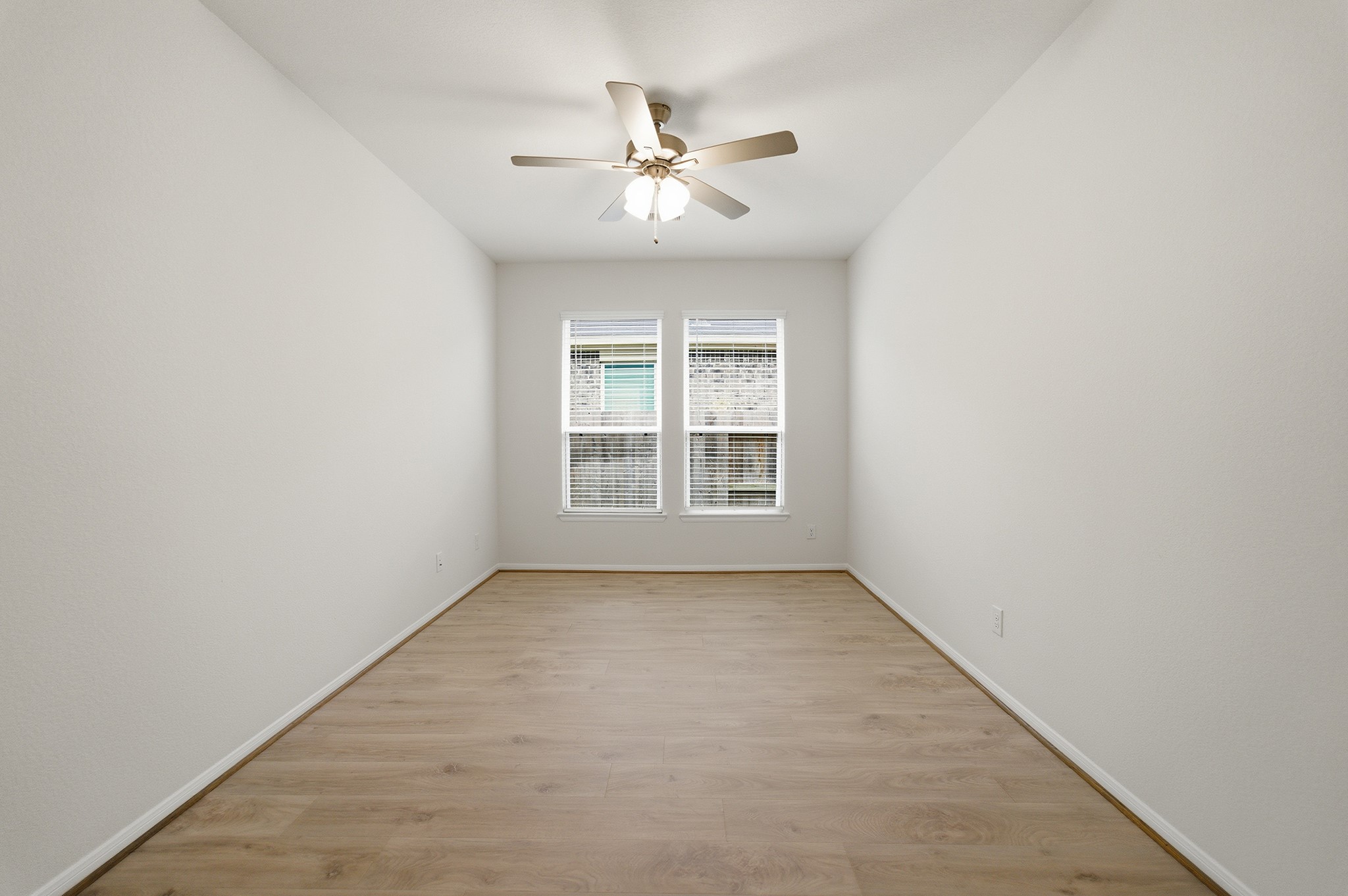 12107 N Wooden Mill Lane N, Santa Fe, TX 77510