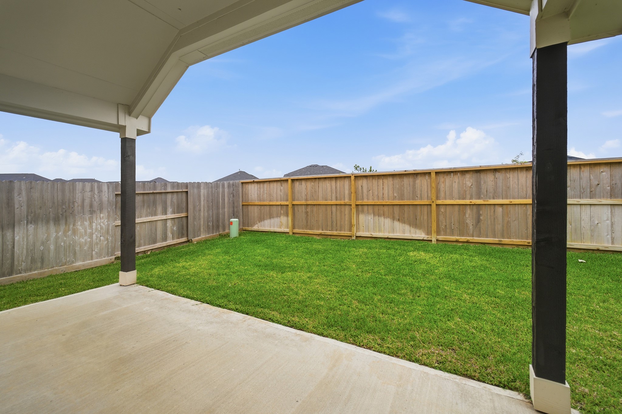 12107 N Wooden Mill Lane N, Santa Fe, TX 77510