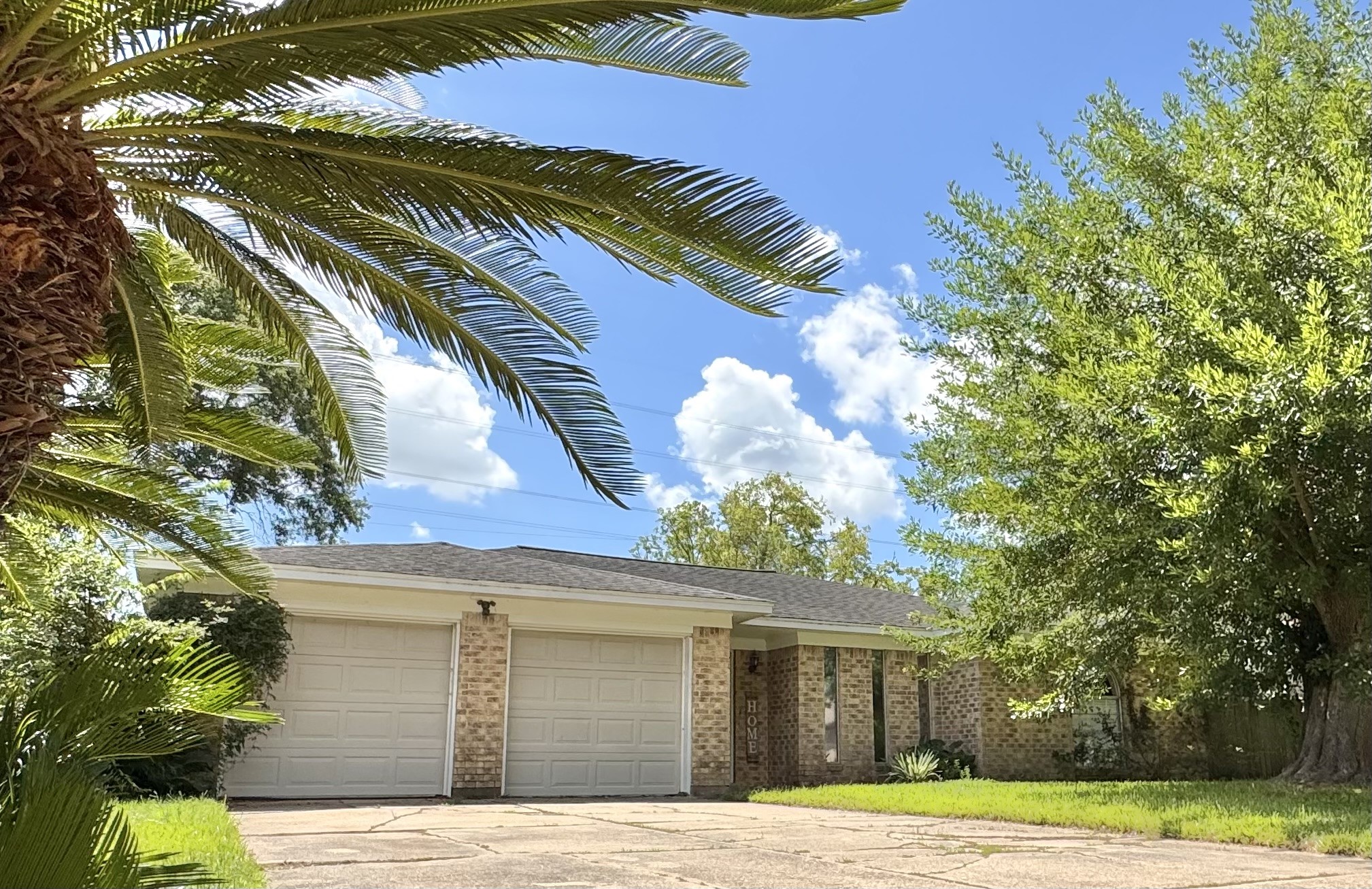 2109 Kingsway Drive, League City, TX 77573 2109 Kingsway Drive, League City, TX 77573