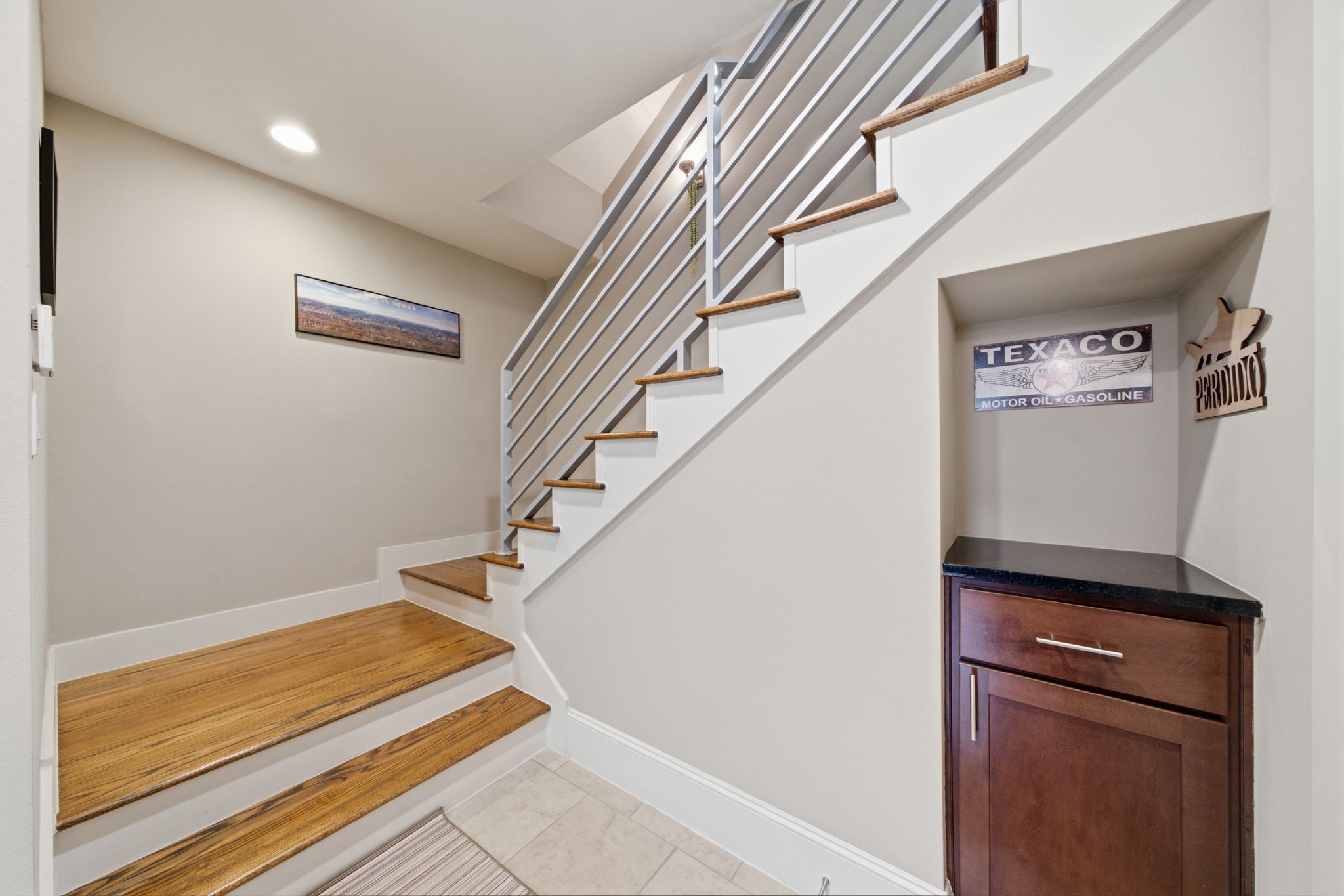 5531 Venice Street, Houston, TX 77007