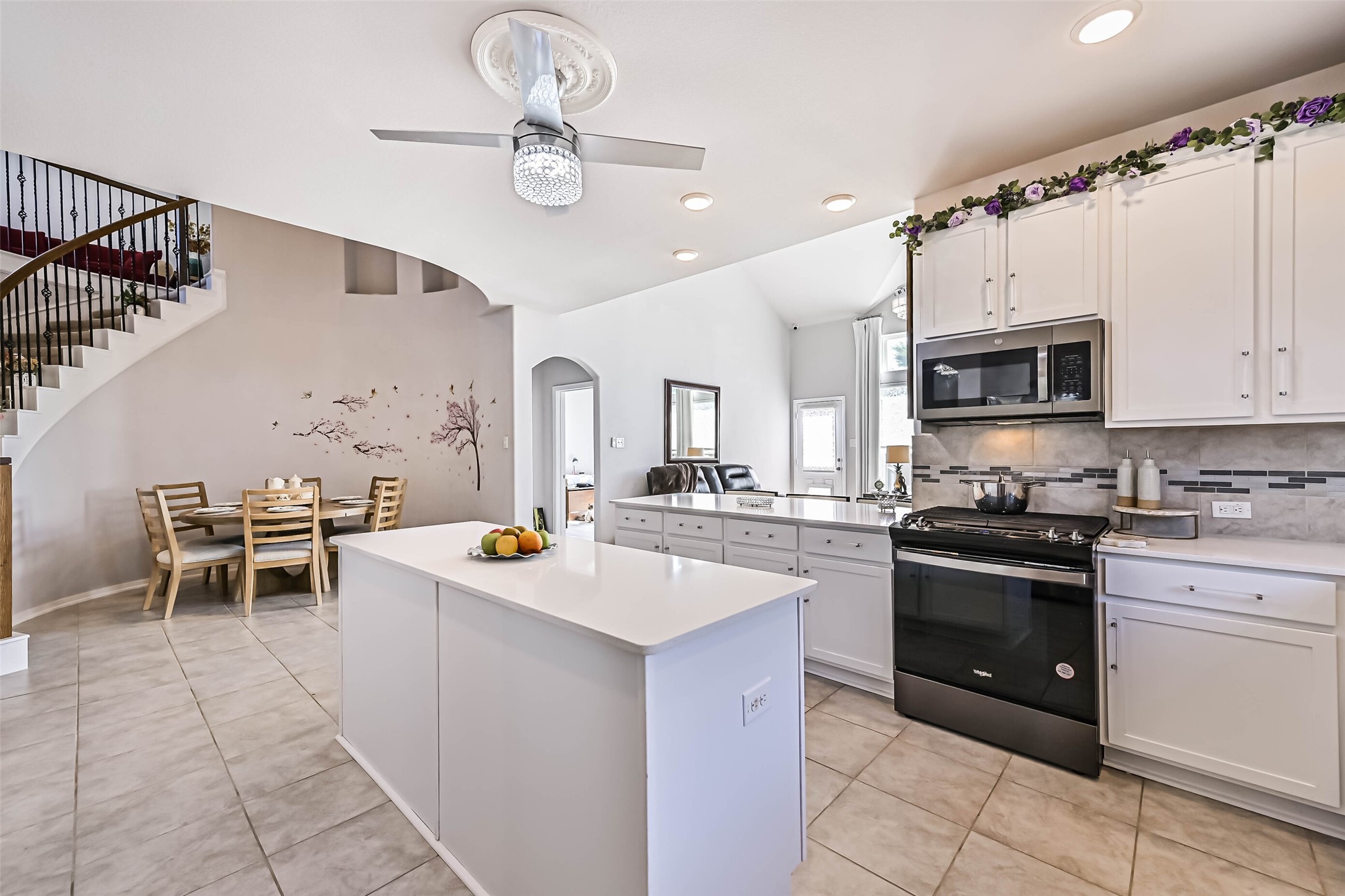 12527 Jetty Cove Drive, Texas City, TX 77568