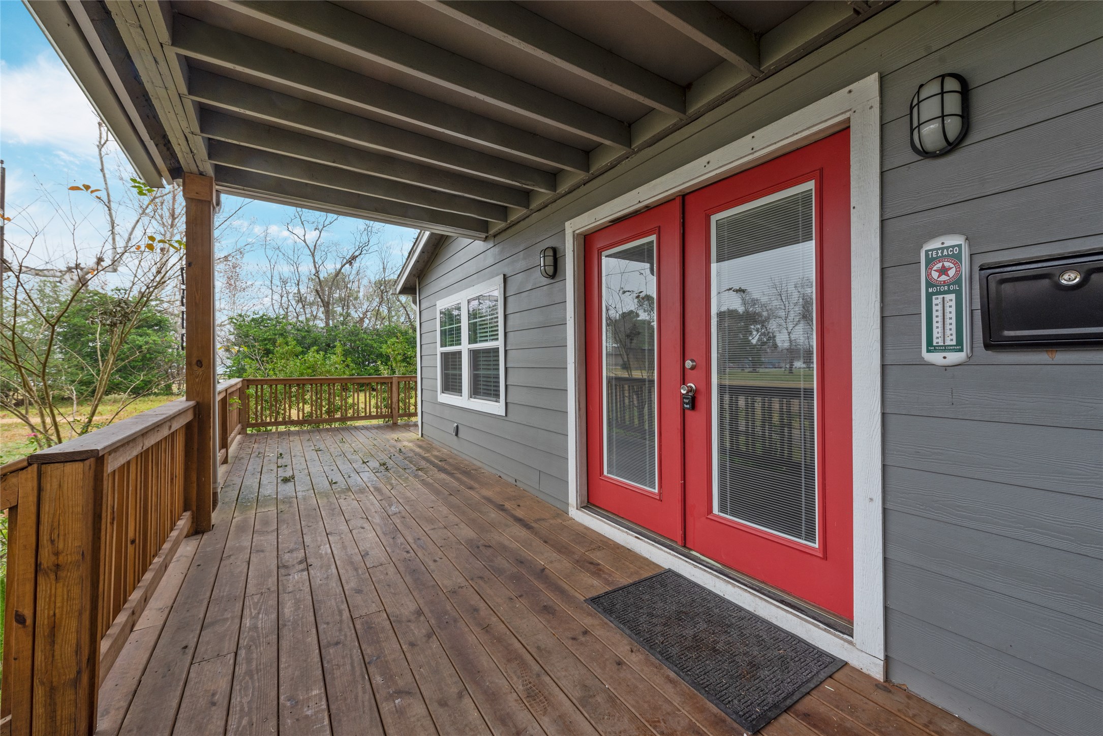 2513 S Grand Boulevard, Pearland, TX 77581 2513 S Grand Boulevard, Pearland, TX 77581