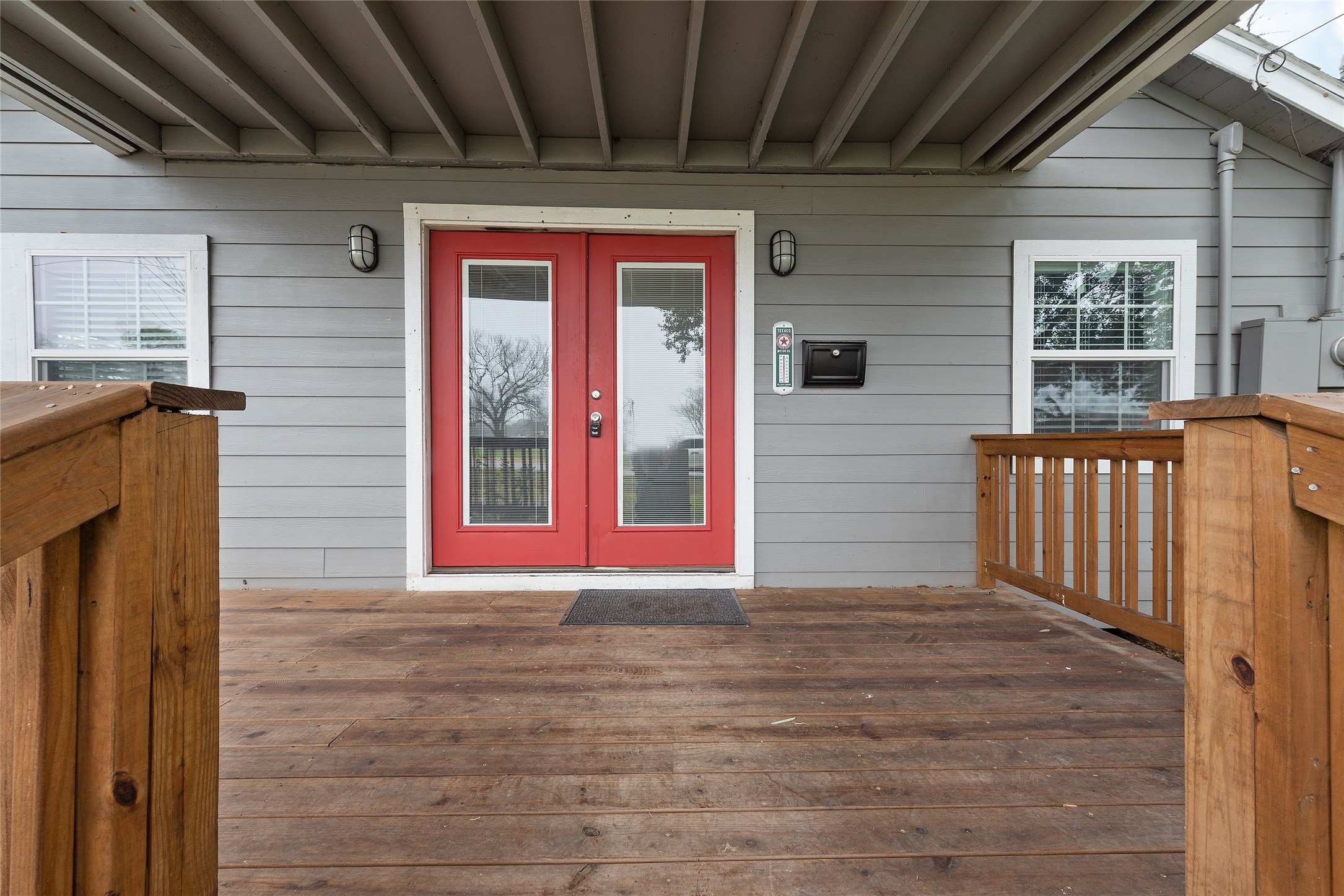 2513 S Grand Boulevard, Pearland, TX 77581