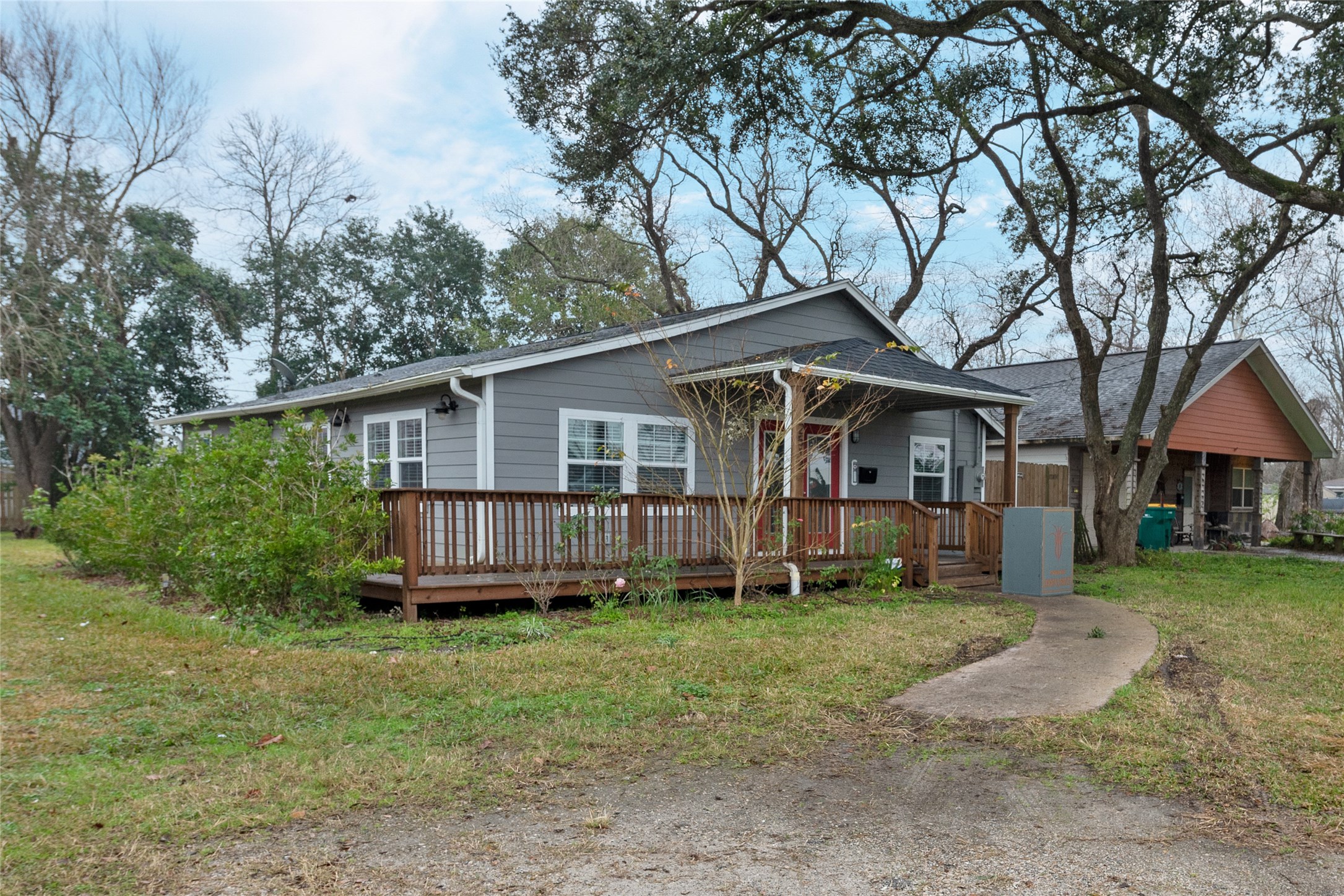 2513 S Grand Boulevard, Pearland, TX 77581