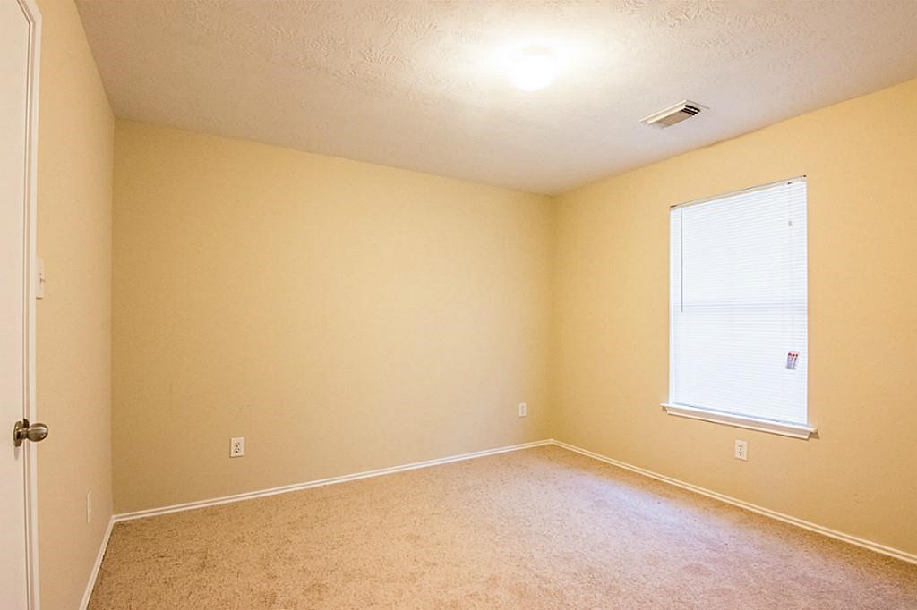 87 Hockenberry Place, The Woodlands, TX 77385
