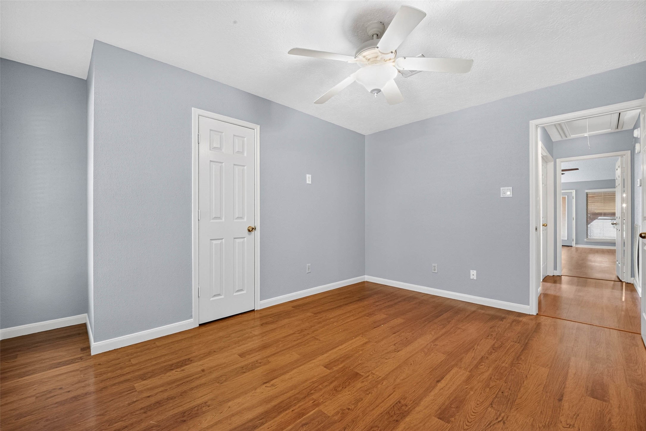 507 Brompton Lane, Highlands, TX 77562