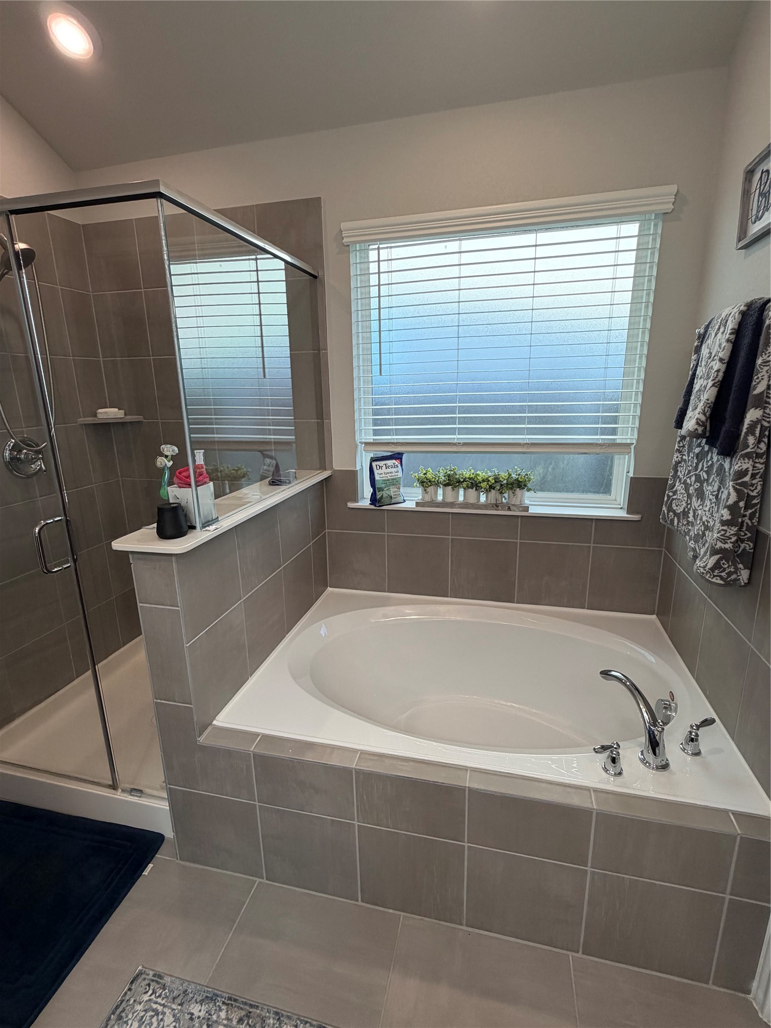 902 Barstow Drive, Rosharon, TX 77583 902 Barstow Drive, Rosharon, TX 77583