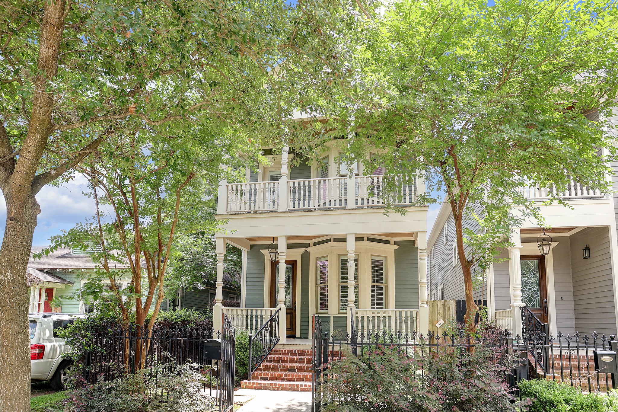 628 W 17th Street, Houston, TX 77008 628 W 17th Street, Houston, TX 77008