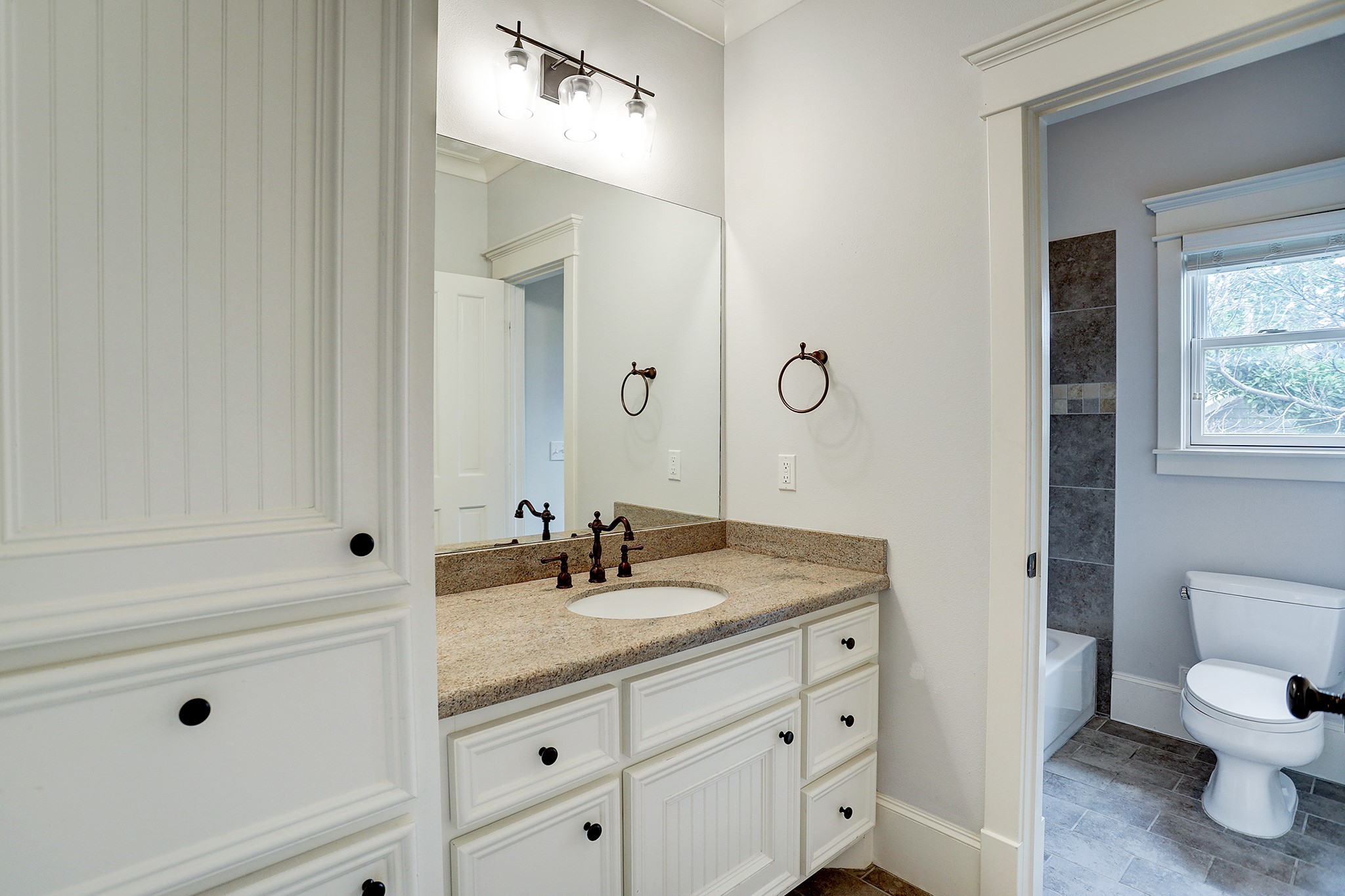 628 W 17th Street, Houston, TX 77008
