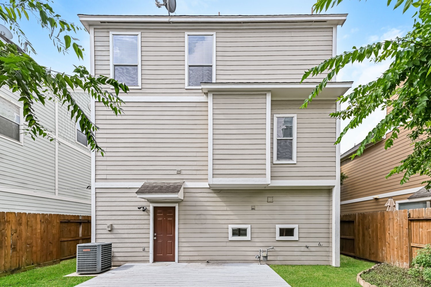 1403 W 26th Street, Houston, TX 77008