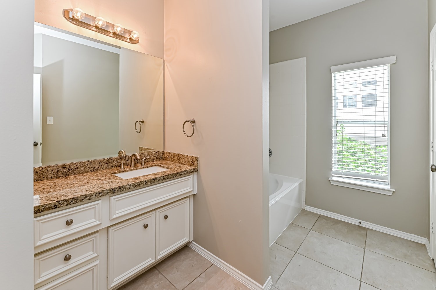 1403 W 26th Street, Houston, TX 77008