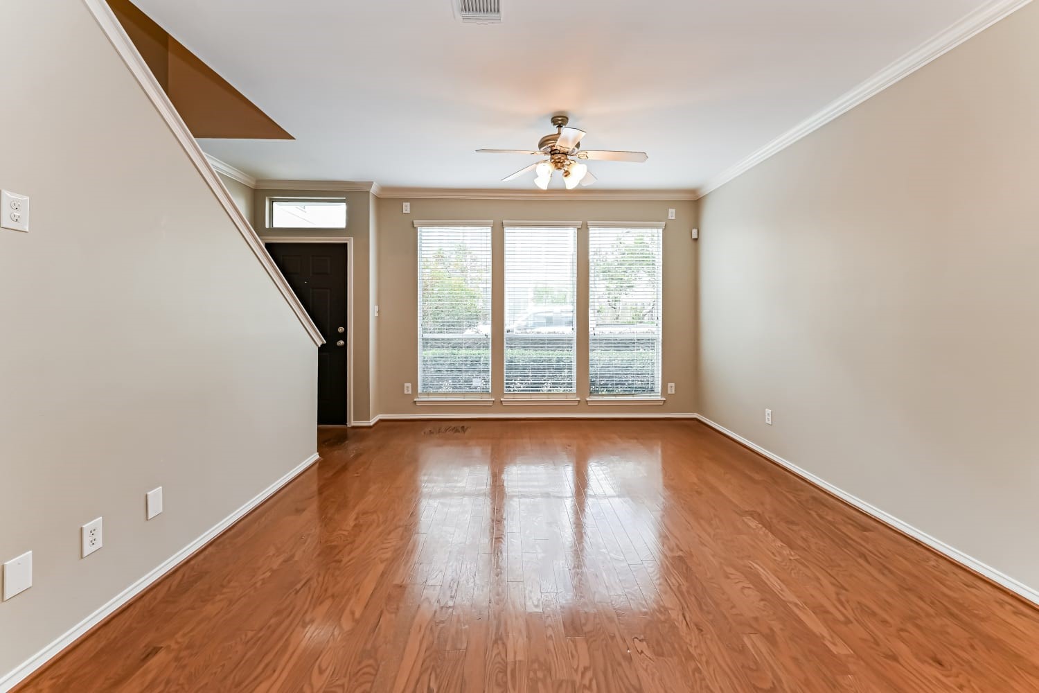 1403 W 26th Street, Houston, TX 77008 1403 W 26th Street, Houston, TX 77008