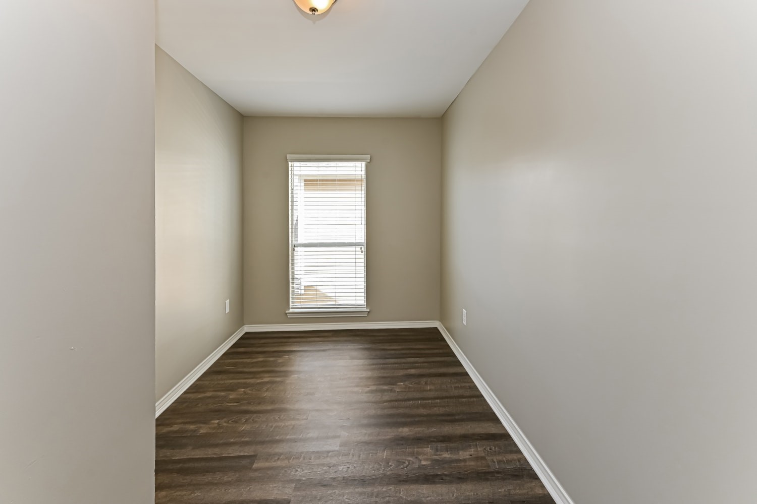 1403 W 26th Street, Houston, TX 77008