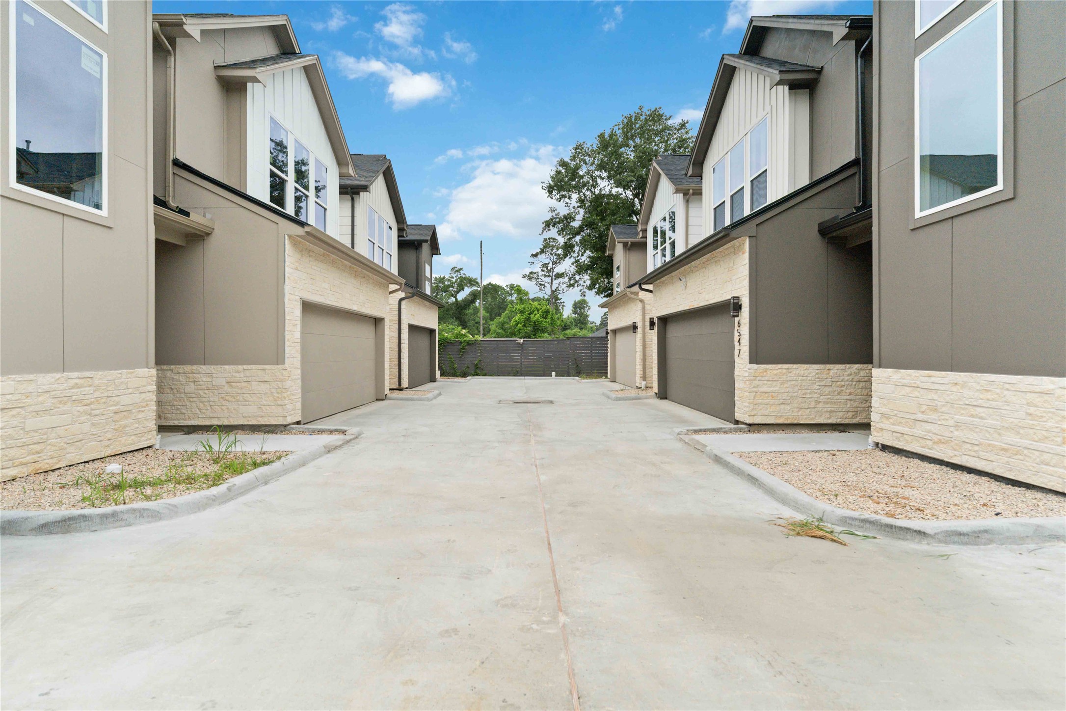 6539 Sealey Street, Houston, TX 77091