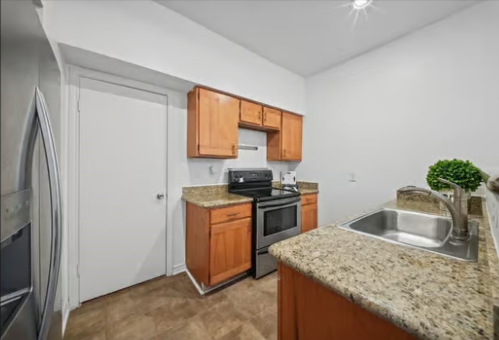 2555 Bering Drive, #1, Houston, TX 77057