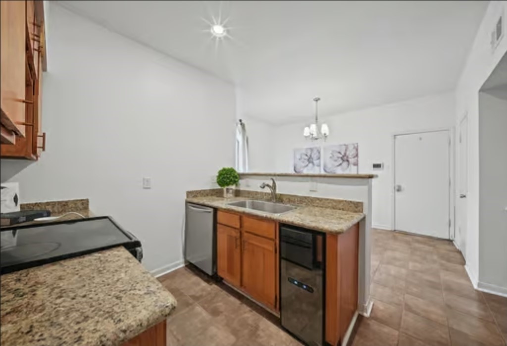 2555 Bering Drive, #1, Houston, TX 77057
