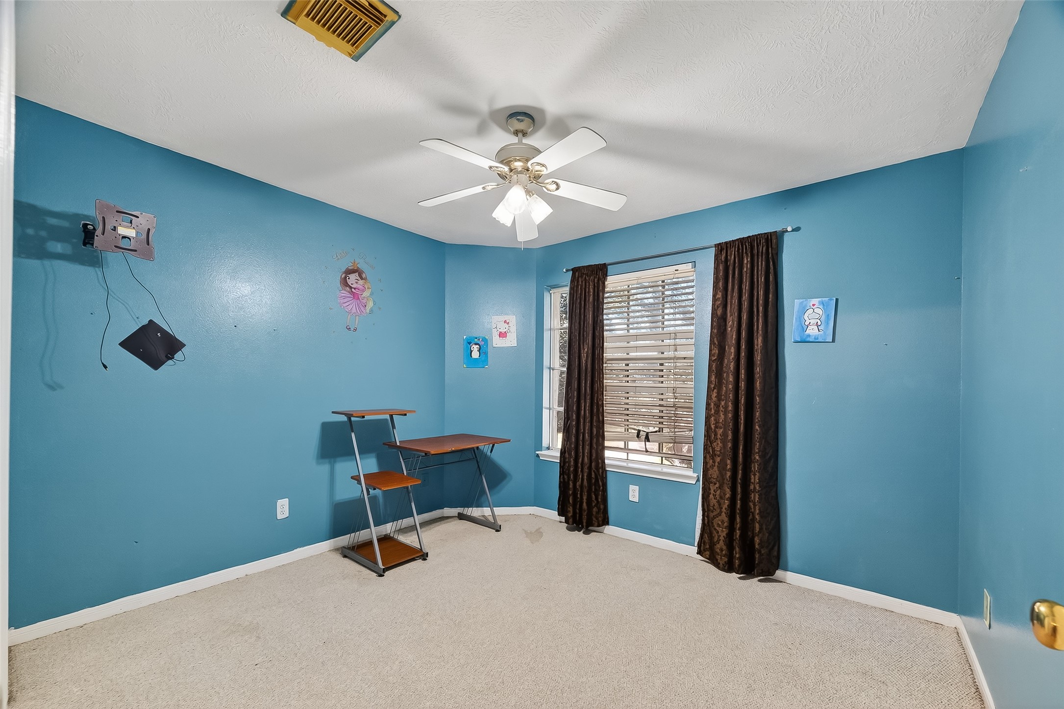 15527 Seminole Canyon Drive, Sugar Land, TX 77498
