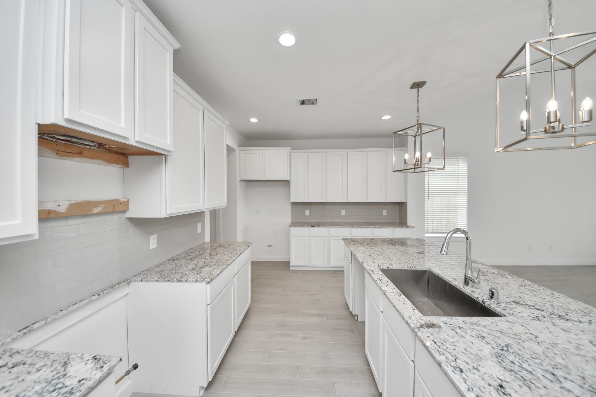26355 Viva Drive, Magnolia, TX 77355