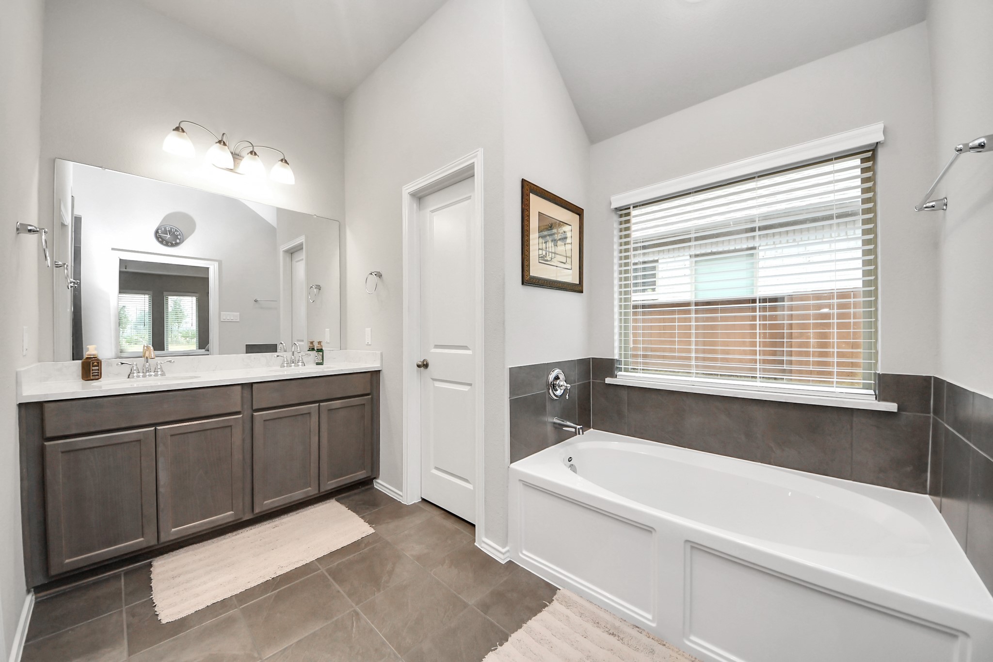 4218 Kinsey Street, Iowa Colony, TX 77583