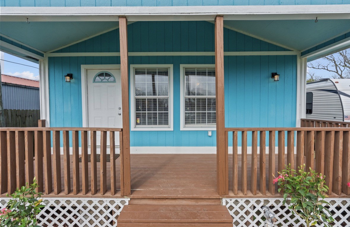 620 6th Street, Dickinson, TX 77539