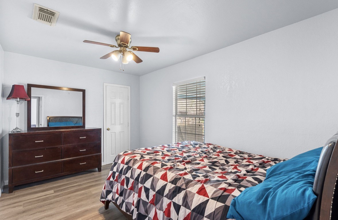 620 6th Street, Dickinson, TX 77539
