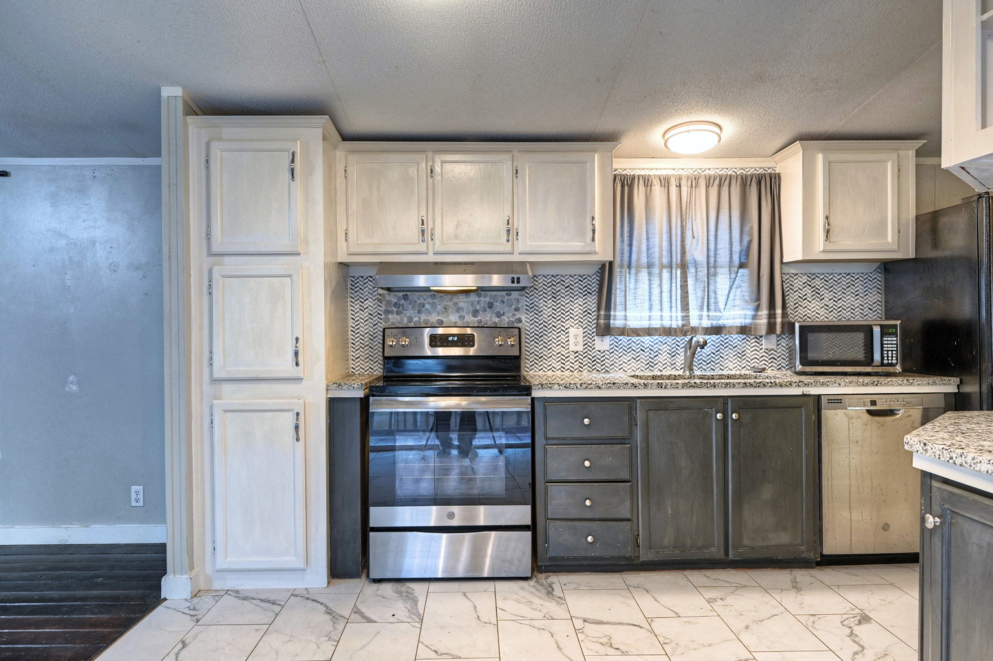 13204 Enchanted Vista, Willis, TX 77318