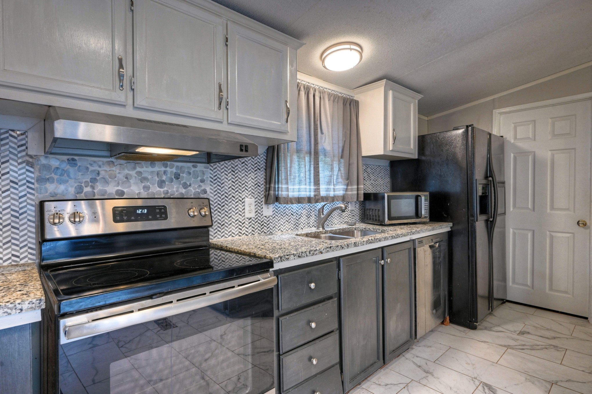 13204 Enchanted Vista, Willis, TX 77318