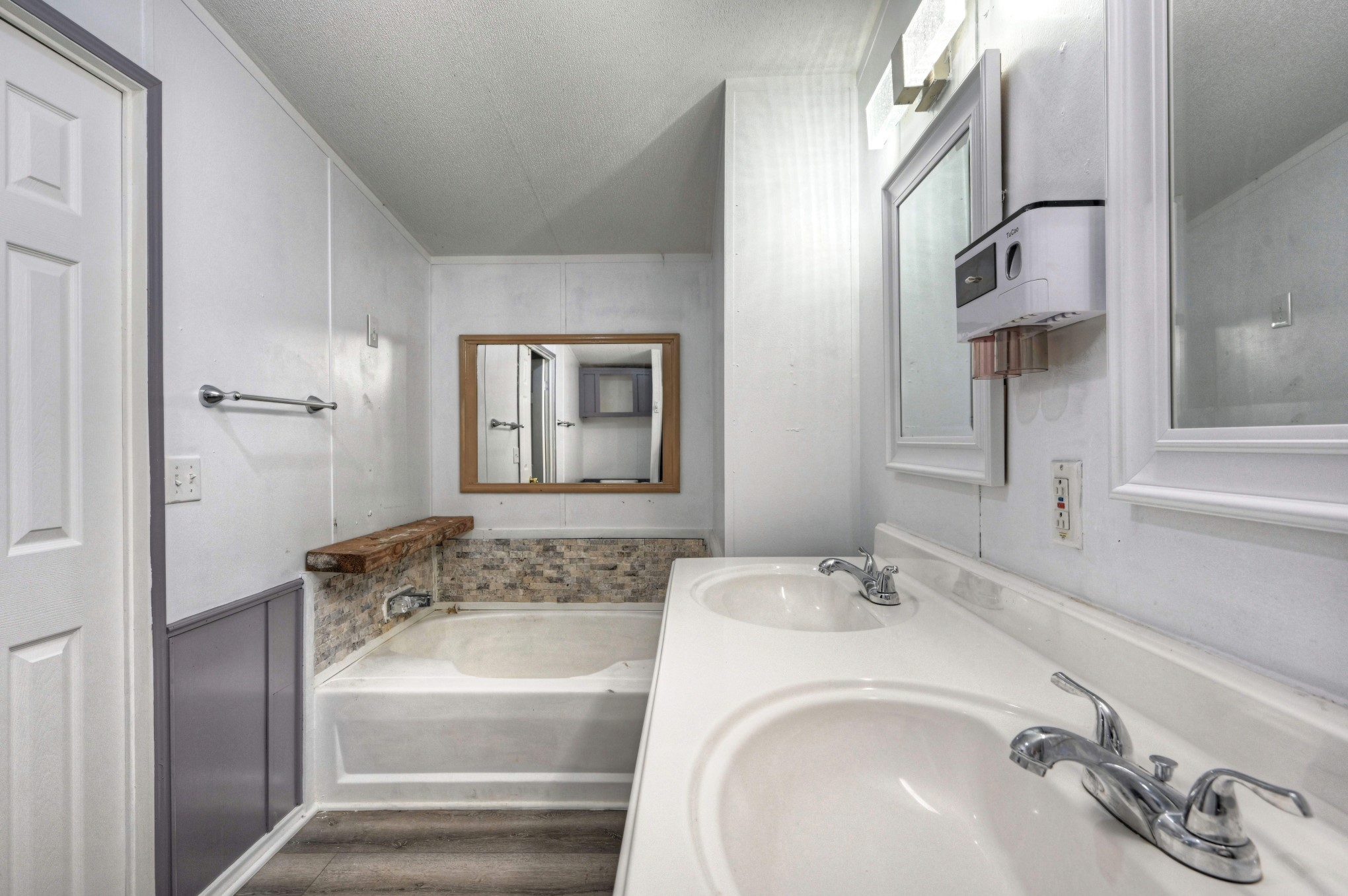13204 Enchanted Vista, Willis, TX 77318